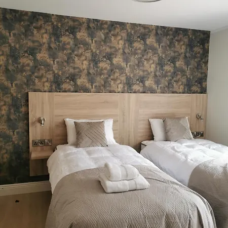 Selskar Court Апарт-отель Уэксфорд